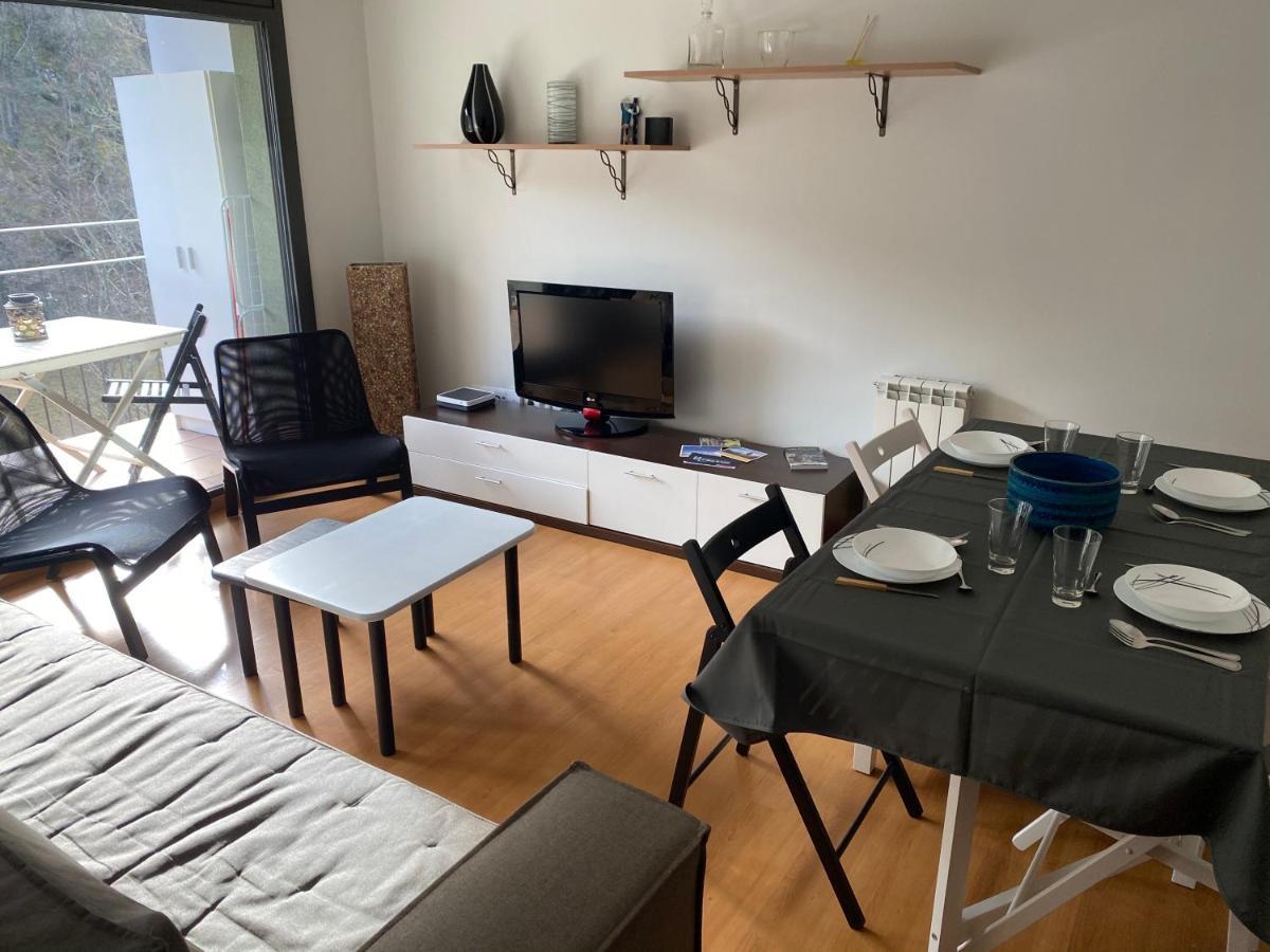 リベス・デ・フレセルDuplex Roca Del Sucutアパートメント エクステリア 写真