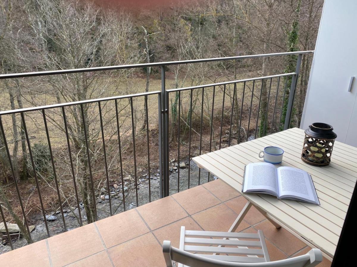 リベス・デ・フレセルDuplex Roca Del Sucutアパートメント エクステリア 写真